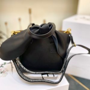 Alternative view of ロエベ うさぎ バッグ loewe ハンモックバニーバッグ 可愛い ショルダー バッグ 本革 2way ハンドバッグ 女性