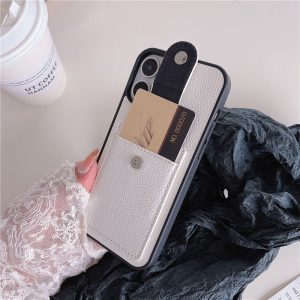 95z★シャネル　iPhone 11 ケース　ココマーク　シール・カード有 WL4NPH8JA_1K741ZN62_tmb88.jpg