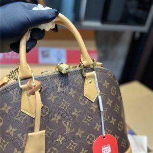 ヴィトン アルマ 芸能人 ルィヴィトン 鞄 2way ショルダー バッグ 卒業 式 バッグ 30代 40代 通勤 バッグ レディース ハンドバッグ