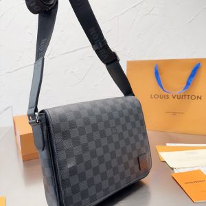 本物 ヴィトン ショルダーバッグ メンズ クラークソン グレー
