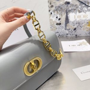 dior 30 MONTAIGNE アベニューバッグ ディオール ショルダーバッグ ミニ 大人 可愛い 斜 めがけ バッグ ブランド デート バッグ おしゃれ ポシェット dior 30 MONTAIGNE アベニューバッグ ディオール ショルダーバッグ ミニ 大人 可愛い 斜 めがけ バッグ ブランド デート バッグ おしゃれ ポシェット
