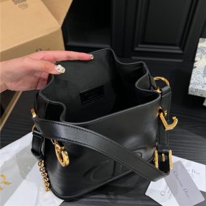 C'est Dior バッグ 2023新作 ディオール ショルダー バッグ 女性 バッグ 人気 30 代 40代 バケツ バッグ 肩掛け 斜めがけ マザーズ バッグ 芸能人