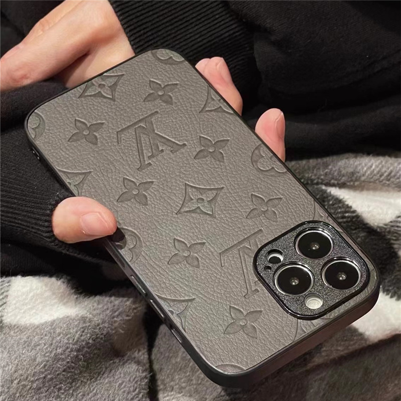 LOUIS VUITTON iPhoneケーススマホアクセサリー