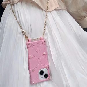 ルイ ヴィトン スマホ ショルダー iphone16/15pro ケース 斜めがけ スクエア iphone14/13promaxケース ブランド コピー iphone ケース 人気 女子 ハイブランド