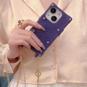 ルイ ヴィトン スマホ ショルダー iphone16/15pro ケース 斜めがけ スクエア iphone14/13promaxケース ブランド コピー iphone ケース 人気 女子 ハイブランド