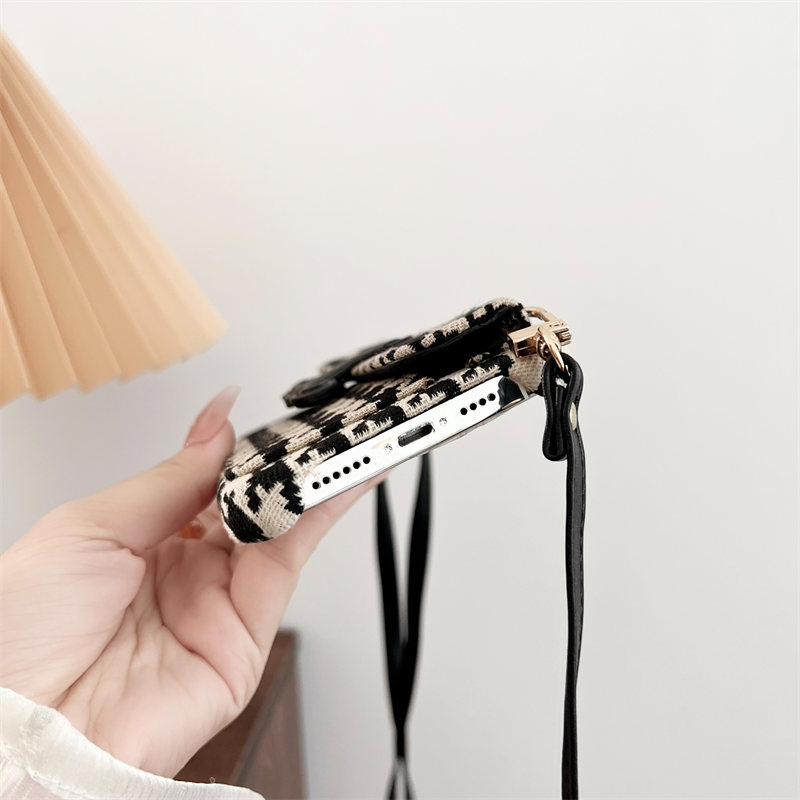 セリーヌ iphone17/17pro ケース iphone16/16pro ケース ブランド レディース iphone15/14pro max ケース ショルダー ブランド iphone ケース celine iphone13 ケース カード 収納