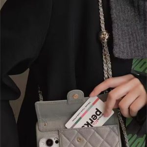 chanel スマホ ショルダー シャネル アイフォン17/17proケース スマホケース ショルダー ブランド iphone16pro/16pro max ケース 斜めがけ 背面 収納 chanel スマホ ショルダー シャネル アイフォン17/17proケース スマホケース ショルダー ブランド iphone16pro/16pro max ケース 斜めがけ 背面 収納