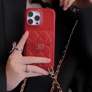 シャネル iphone17/17pro ケース ショルダー chanel スマホケース iphone16/16promax カード収納 iphone15/14ケース ブランド レディース スマホケース 斜めがけ 人気 iphoneケース ミラー付き