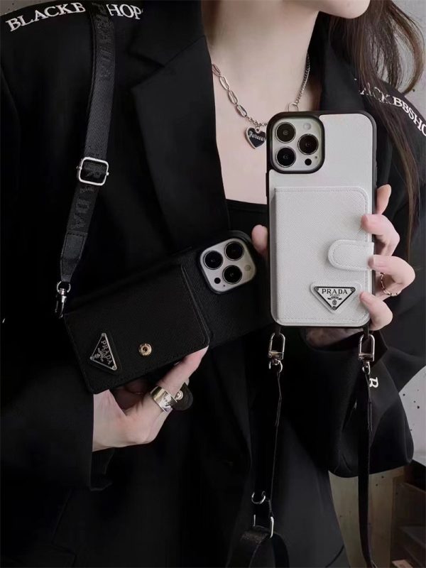 プラダ iphone16/15/15plus ケース スマホ ショルダー prada iphone14/13/11 ケース カード収納 iphoneケース ブランド メンズ スマホケース 斜めがけ 肩掛け