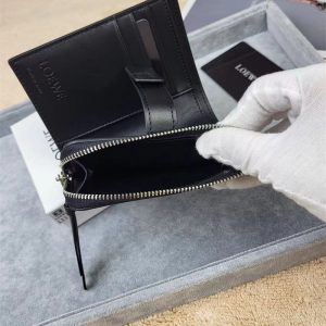 財布 ロエベ コンパクト ウォレット ブランド loewe 財布 レディース メンズ 30 代 40 代 レザー ウォレット ハイ ブランド プレゼントおすすめ