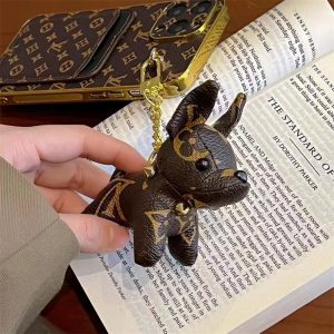 ヴィトン アイフォン17/17pro ケース チャーム付き iphone16 ケース ハイ ブランド iphone15/14plus ケース カード 収納 ブランド iphoneケース おもしろ メッキ  ヴィトン アイフォン17/17pro ケース チャーム付き iphone16 ケース ハイ ブランド iphone15/14plus ケース カード 収納 ブランド iphoneケース おもしろ メッキ