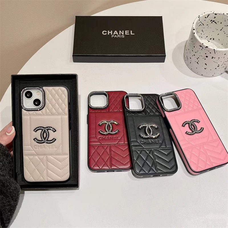 入手困難のレア品【CHANEL】風IPhoneケースをご紹介！【2024最新版】