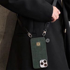 【美品】LOEWE スマートフォンショルダー（iPhone14promax） ロエベ iPhone15/14ProMaxケース スマホショルダー LOEWE