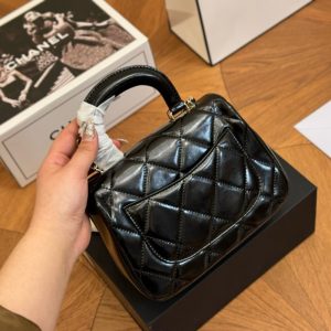 シャネル バッグ コピー CHANEL ショルダー 2way ミニバッグ ブランド 30代 ハンドバッグ ブランド レディース 鞄 大人可愛い ショルダーバッグ 40 代