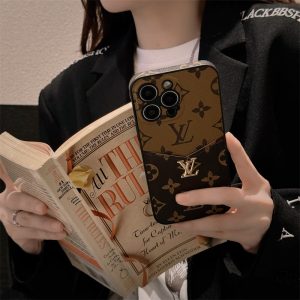 iphone17ケース ヴィトン風 ルイヴィトン iphone16/15proケース 背面収納 iphoneケース おそろい iphone14/13ケース ハイブランド スマホケース カップル ブランド コピー iphone17ケース ヴィトン風 ルイヴィトン iphone16/15proケース 背面収納 iphoneケース おそろい iphone14/13ケース ハイブランド スマホケース カップル ブランド コピー