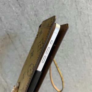 ヴィトン 全機種対応 スマホケース gucci 手帳型 全機種対応 スマホケース ブランド スマホケース ギャラクシー 手帳 型 android スマホカバー xperia 手帳 型 スマホケース カード収納