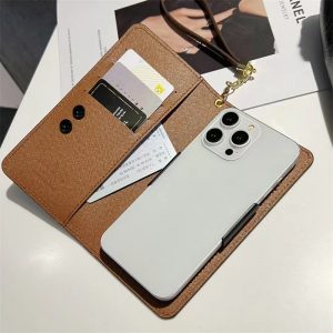 ヴィトン 全機種対応 スマホケース gucci 手帳型 全機種対応 スマホケース ブランド スマホケース ギャラクシー 手帳 型 android スマホカバー xperia 手帳 型 スマホケース カード収納