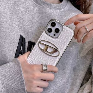diesel スマホケース iphone17/17pro ディーゼル アイ フォン16/16pro ケース スマホケース 人気 ブランド iphoneケース 人気女子 流行 カップル ブランド diesel スマホケース iphone17/17pro ディーゼル アイ フォン16/16pro ケース スマホケース 人気 ブランド iphoneケース 人気女子 流行 カップル ブランド