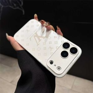 ヴィトン iphone17 ケース ガラス ルイヴィトン 携帯ケース コピー iphone16/15plus ケース レンズ 保護 iphone14/13/12 ケース メンズ ハイ ブランド iphoneケース 人気 女子 かわいい