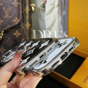 ヴィトン iphone16ケース ミラー iphone15/15pro ケース 鏡 Vuitton スマホケース おそろい iphone14/13/12 ケース ハイ ブランド iphoneケース ブランド レディース カメラ 保護 ヴィトン iphone16ケース ミラー iphone15/15pro ケース 鏡 Vuitton スマホケース おそろい iphone14/13/12 ケース ハイ ブランド iphoneケース ブランド レディース カメラ 保護