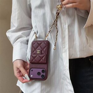 Classic Shop シャネル iphone18pro/17 ケース ショルダー chanel アイフォン17pro ケース 斜めがけ スマホ ショルダー ブランド レディース iphone16/15pro ケース ポケット 付き かわいい