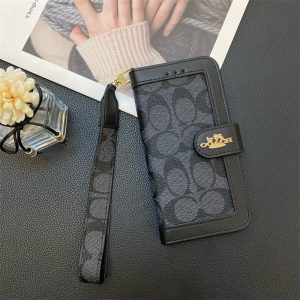 コーチ iphone16/15 ケース 手帳 型 coach スマホケース