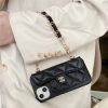 シャネル アイフォンエアー/17プロ ケース chanel iphoneケース チェーン 付き iphone16/16plus ケース 人気 女子 ブランド iphone15/14ケース ハイブランド iphone13promax ケース カード収納 かわいい