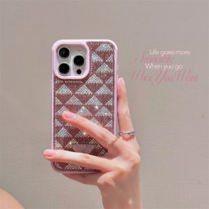 prada スマホケース iphone16/15 プラダ 携帯 ケース iphone16proケース ハイブランド スマホケース キラキラ iphone14/13pro max ケース ブランド 人気 お揃い prada スマホケース iphone16/15 プラダ 携帯 ケース iphone16proケース ハイブランド スマホケース キラキラ iphone14/13pro max ケース ブランド 人気 お揃い