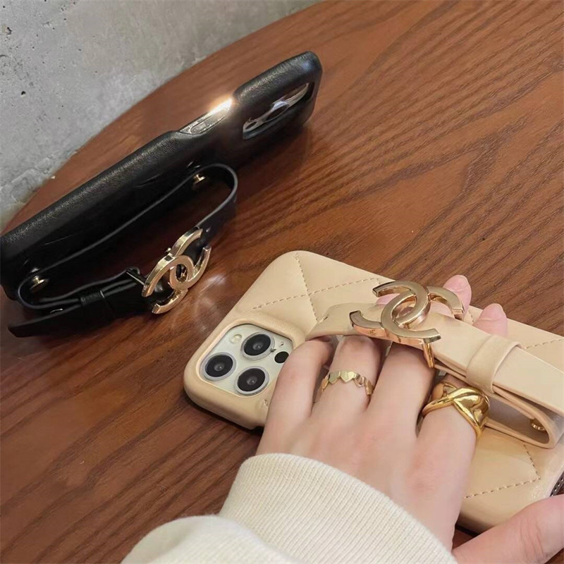 シャネル アイフォン ケース ベルト 付き chanel スマホケース iphone17 iphone17pro ケース ハイブランド iphone16/15/14 ケース ブランド 可愛い レザー