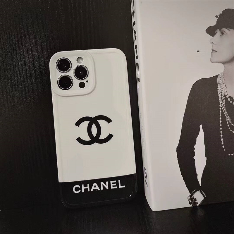 chanel スマホケース iphone16/16pro シャネル iphone15/14 ケース コピー スマホケース カップル iphone13/12/11ケース ハイブランド iphoneケース ブランド かわいい ペア