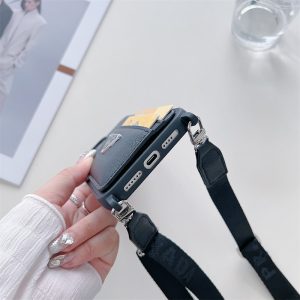 プラダ iphone17 ケース ショルダー prada アイ フォン16pro ケース スマホ ショルダー ブランド メンズ iphone15/14/13ケース 背面 収納 iphoneケース ペア カップル おすすめ プラダ iphone17 ケース ショルダー prada アイ フォン16pro ケース スマホ ショルダー ブランド メンズ iphone15/14/13ケース 背面 収納 iphoneケース ペア カップル おすすめ