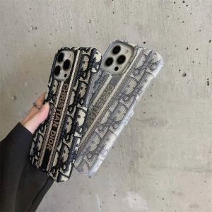 dior iphone17/16pro ケース ディオール オブリーク スマホケース iphone15/14 ケース お揃い ブランド iphone13/12/11 ケース 人気 女子 iphone ケース 大人 可愛い ブランド 安い dior iphone17/16pro ケース ディオール オブリーク スマホケース iphone15/14 ケース お揃い ブランド iphone13/12/11 ケース 人気 女子 iphone ケース 大人 可愛い ブランド 安い