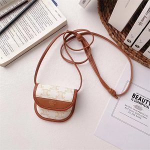 セリーヌ airpods ケース ショルダー airpods pro ケース ハイブランド celine airpods 第 三 世代 ケース ブランド エア ポッツ ケース おしゃれ エアーポッズ ケース かわいい