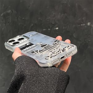 iphone16/16pro ケース アディダス iphoneケース お揃い ブランド adidas スマホケース カップル iphone15/14 ケース 韓国 アイドル iphone13/12 ケース ブランド 人気 メンズ 女子