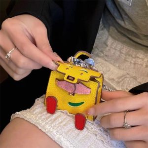 ケリー ドール チャーム airpods ケース ハイ ブランド airpods pro ケース エルメス airpods 第 三 世代 ケース 可愛い airpods アクセサリー バッグ チャーム ブランド エアーポッズケース おもしろ ケリー ドール チャーム airpods ケース ハイ ブランド airpods pro ケース エルメス airpods 第 三 世代 ケース 可愛い airpods アクセサリー バッグ チャーム ブランド エアーポッズケース おもしろ