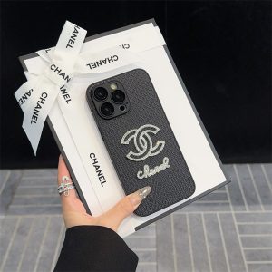 アイフォン17/17プロ ケース シャネル カメラ保護 フィルム付き iphone16/15pro ケース 人気 女子 iphoneケース 可愛い ブランド iphone14/13ケース カップル スマホケース ハイブランド