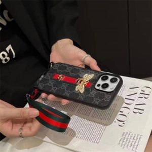 gucci iphone17/17pro ケース 蜂 iphone16promax ケース ハイ ブランド グッチ ハチ スマホケース iphone15/15pro ケース ブランド 人気 iphone14/13/12 ケース ストラップ 付き gucci iphone17/17pro ケース 蜂 iphone16promax ケース ハイ ブランド グッチ ハチ スマホケース iphone15/15pro ケース ブランド 人気 iphone14/13/12 ケース ストラップ 付き