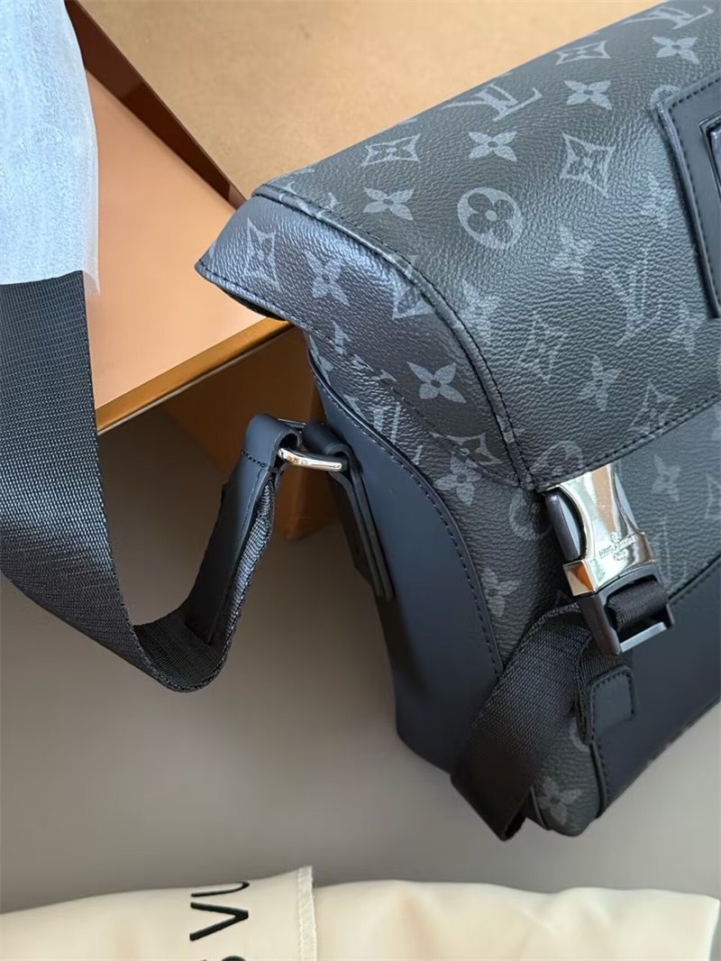 ルイ ヴィトン メンズ ショルダー バッグ 人気 バッグ メンズ ハイ ブランド 斜め 掛け バッグ メンズ ブランド クロス ボディ バッグ 人気 鞄 ルイ ヴィトン メンズ ショルダー バッグ 人気 バッグ メンズ ハイ ブランド 斜め 掛け バッグ メンズ ブランド クロス ボディ バッグ 人気 鞄