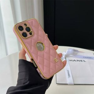 シャネル 風 iphone17/17pro ケース カメラ保護 iphone16/15pro ケース 可愛い ブランド chanel アイ フォン14/13/12 ケース メッキ iphone ケース キルティング シャネル 風 iphone17/17pro ケース カメラ保護 iphone16/15pro ケース 可愛い ブランド chanel アイ フォン14/13/12 ケース メッキ iphone ケース キルティング