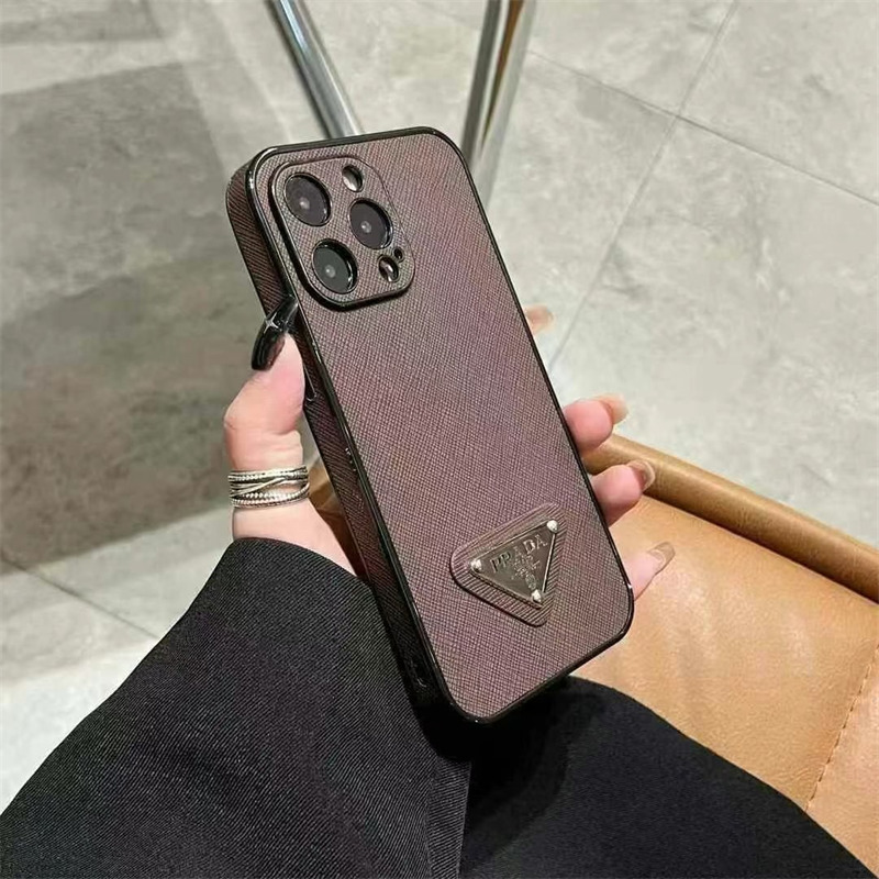 ⚠️hiro⚠️ プラダ　iPhone16 ケース プラダ iphone16 ケース prada スマホ ショルダー