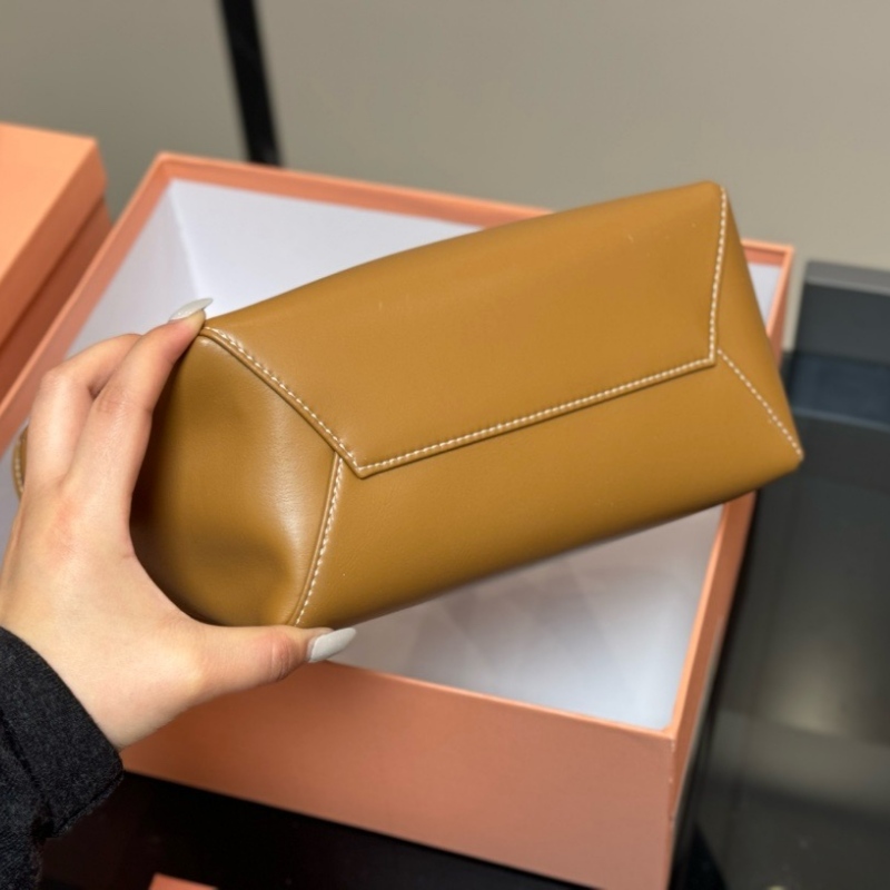 ミュウミュウ トートバッグ コピー miumiu ショルダー バッグ