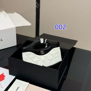 シャネル ミニ バッグ CHANEL 31 ショルダーバッグ ショルダー バッグ レディース ブランド 2way バッグ ブランド 女子 人気 シャネル ミニ バッグ CHANEL 31 ショルダーバッグ ショルダー バッグ レディース ブランド 2way バッグ ブランド 女子 人気