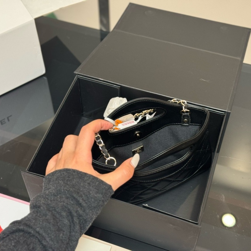 シャネル ミニ バッグ CHANEL 31 ショルダーバッグ ショルダー バッグ レディース ブランド 2way バッグ ブランド 女子 人気 シャネル ミニ バッグ CHANEL 31 ショルダーバッグ ショルダー バッグ レディース ブランド 2way バッグ ブランド 女子 人気