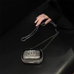 シャネル リップ ケース ショルダー パーティー バッグ ブランド リップ ケース ミラー 付き ショルダー ミニ バッグ レディース chanel 小物