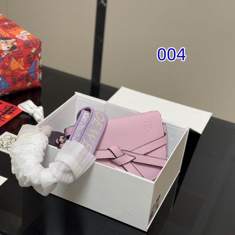 ロエベ ゲート デュアル 30 代/ 40 代 ショルダー バッグ 斜 めがけ ハイ ブランド loewe ショルダー バッグ ミニ ショルダー バッグ 人気 ブランド 流行り廃り の ない ブランド バッグ