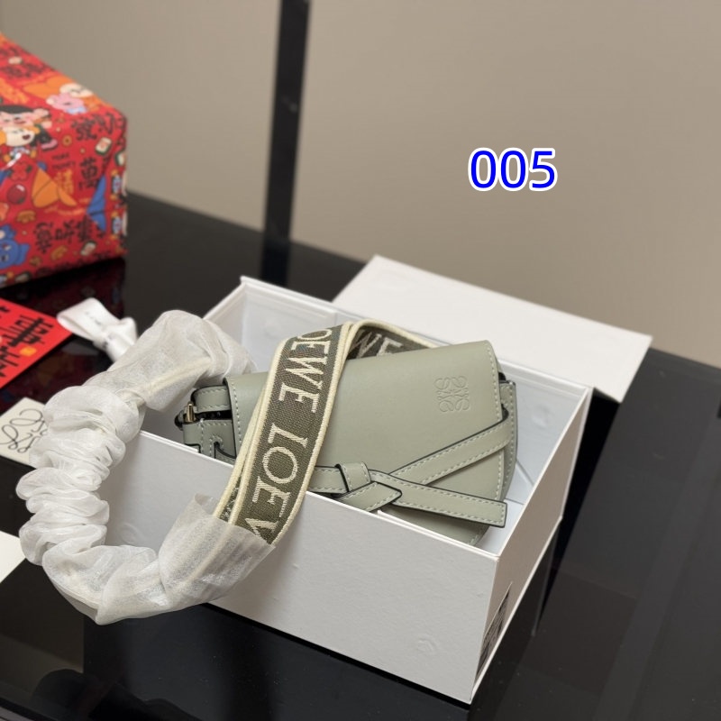 ロエベ ゲート デュアル 30 代/ 40 代 ショルダー バッグ 斜 めがけ ハイ ブランド loewe ショルダー バッグ ミニ ショルダー バッグ 人気 ブランド 流行り廃り の ない ブランド バッグ