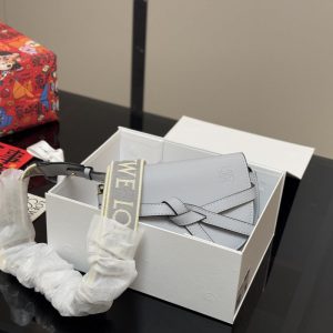 ロエベ ゲート デュアル 30 代/ 40 代 ショルダー バッグ 斜 めがけ ハイ ブランド loewe ショルダー バッグ ミニ ショルダー バッグ 人気 ブランド 流行り廃り の ない ブランド バッグ