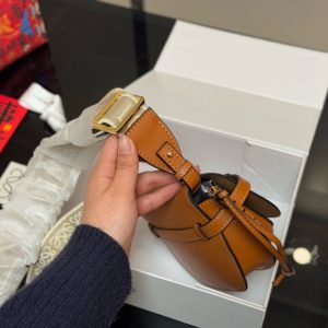 ロエベ ゲート デュアル 30 代/ 40 代 ショルダー バッグ 斜 めがけ ハイ ブランド loewe ショルダー バッグ ミニ ショルダー バッグ 人気 ブランド 流行り廃り の ない ブランド バッグ