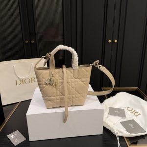 ディオール トゥ ジュール バッグ dior ショルダー バッグ トート バッグ ブランド レディース ミニバッグ ブランド お手頃 40 代 ショルダー バッグ 斜 めがけ ハイ ブランド 小さめ バッグ 人気 ディオール トゥ ジュール バッグ dior ショルダー バッグ トート バッグ ブランド レディース ミニバッグ ブランド お手頃 40 代 ショルダー バッグ 斜 めがけ ハイ ブランド 小さめ バッグ 人気