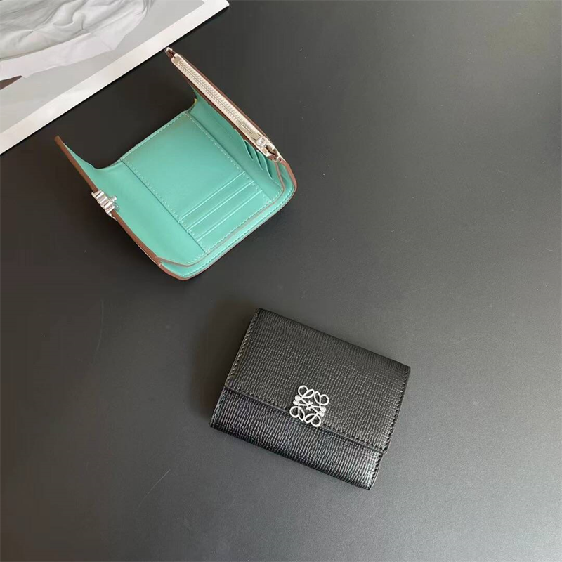 ロエベ 財布 三 つ折り 財布 コンパクト ブランド LOEWE 財布 レディース 人気 ブランド センス の いい 財布 レディース 40 代 使い やすい 財布 ウォレット おすすめ